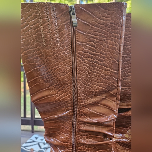 SIMMI London Dakota Tan Croc Print Ruched Knee Boots. Size 6 - Picture 10 of 14